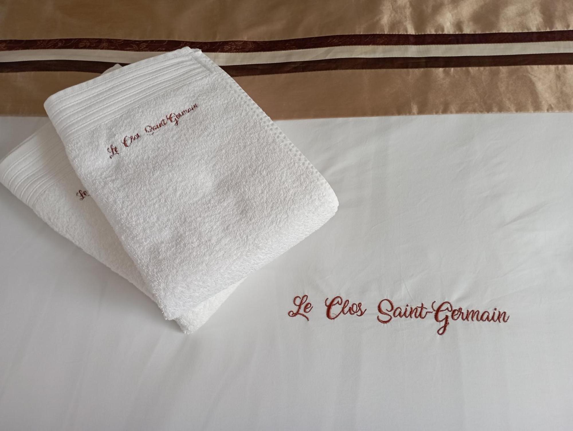 Le Clos Saint-Germain Rugles Exteriér fotografie